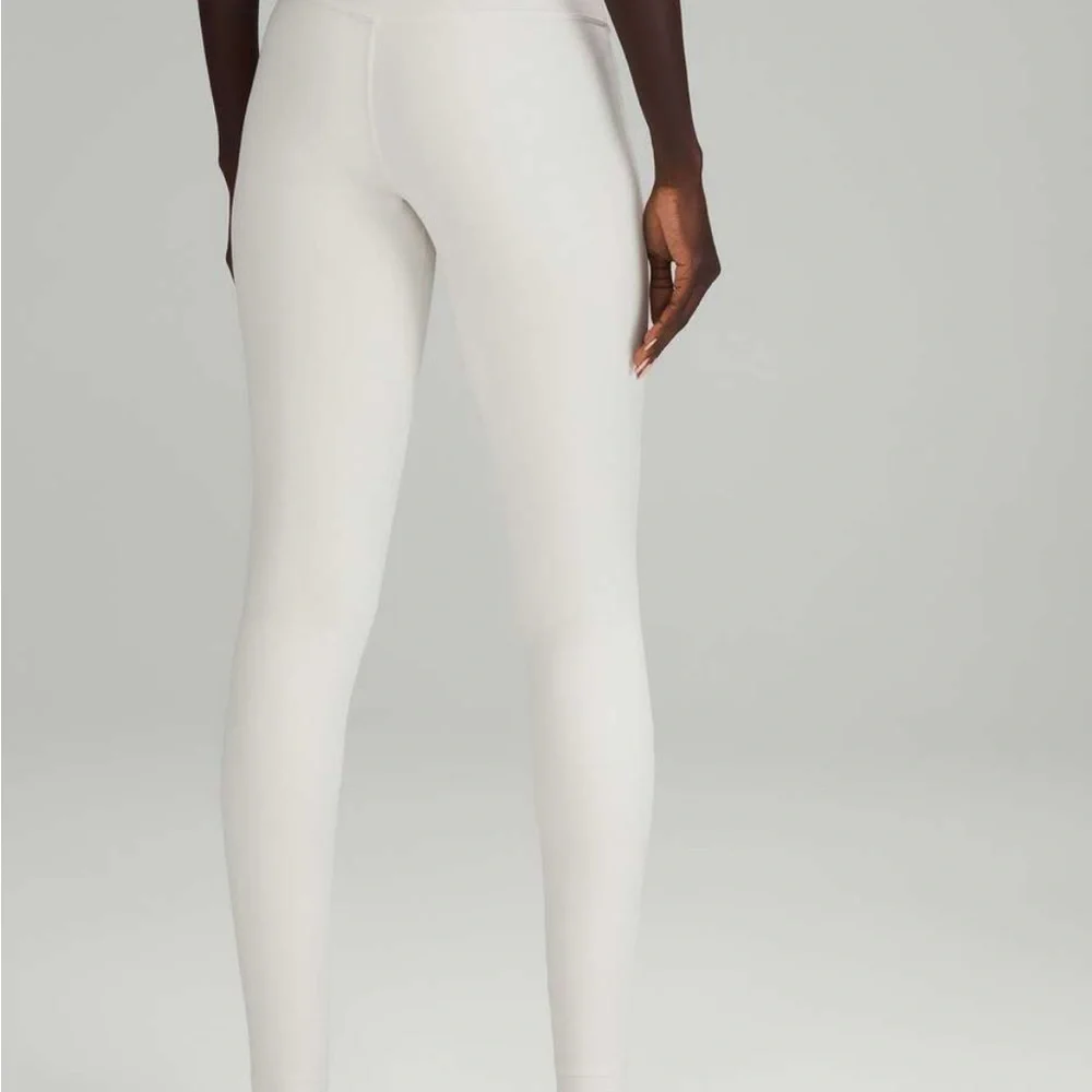 Lululemon Align High-Rise Pant Legging • Size 4 • Bone - Picture 4 of 13